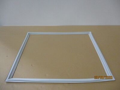 Arçelik 270530 MB Buzdolabı Alt Kapı Contası